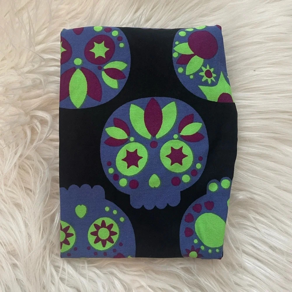 New!! Lularoe Halloween sugar skulls leggings L/XL